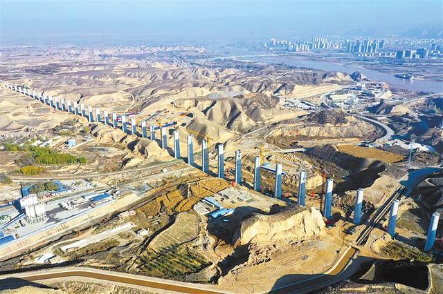  p>银兰高速铁路(yinchuan-lanzhou high-speed railway),又名银兰