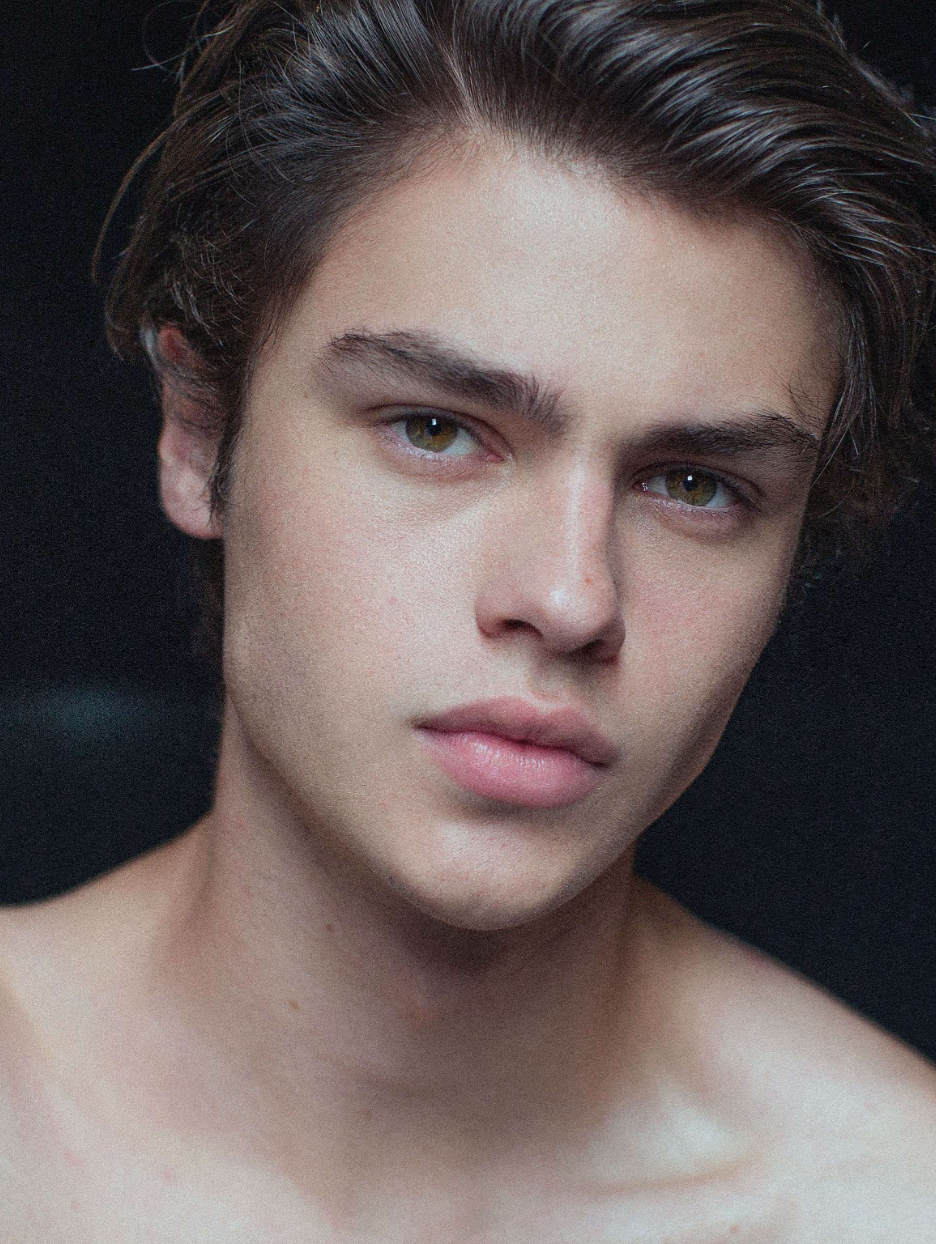 data-ctrid="tmqk1qqb4ixb">费利克斯·马拉德(felix mallard),1998年