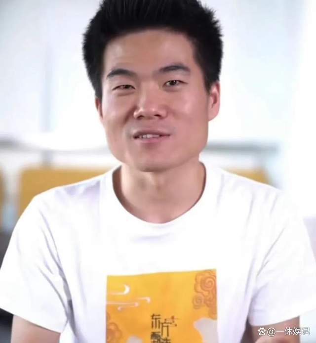 庞博：从小镇做题家到脱口秀大腕，他与董宇辉何其相似_百科TA说