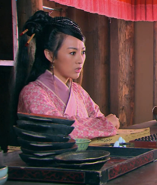 b>的第一个老婆,由 a target="_blank" href="/item/刘梓娇/3338842"