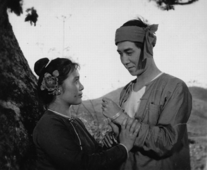  p>电影《摩雅傣》上海海燕电影制片厂摄制于1960年,主要剧情为:米汗