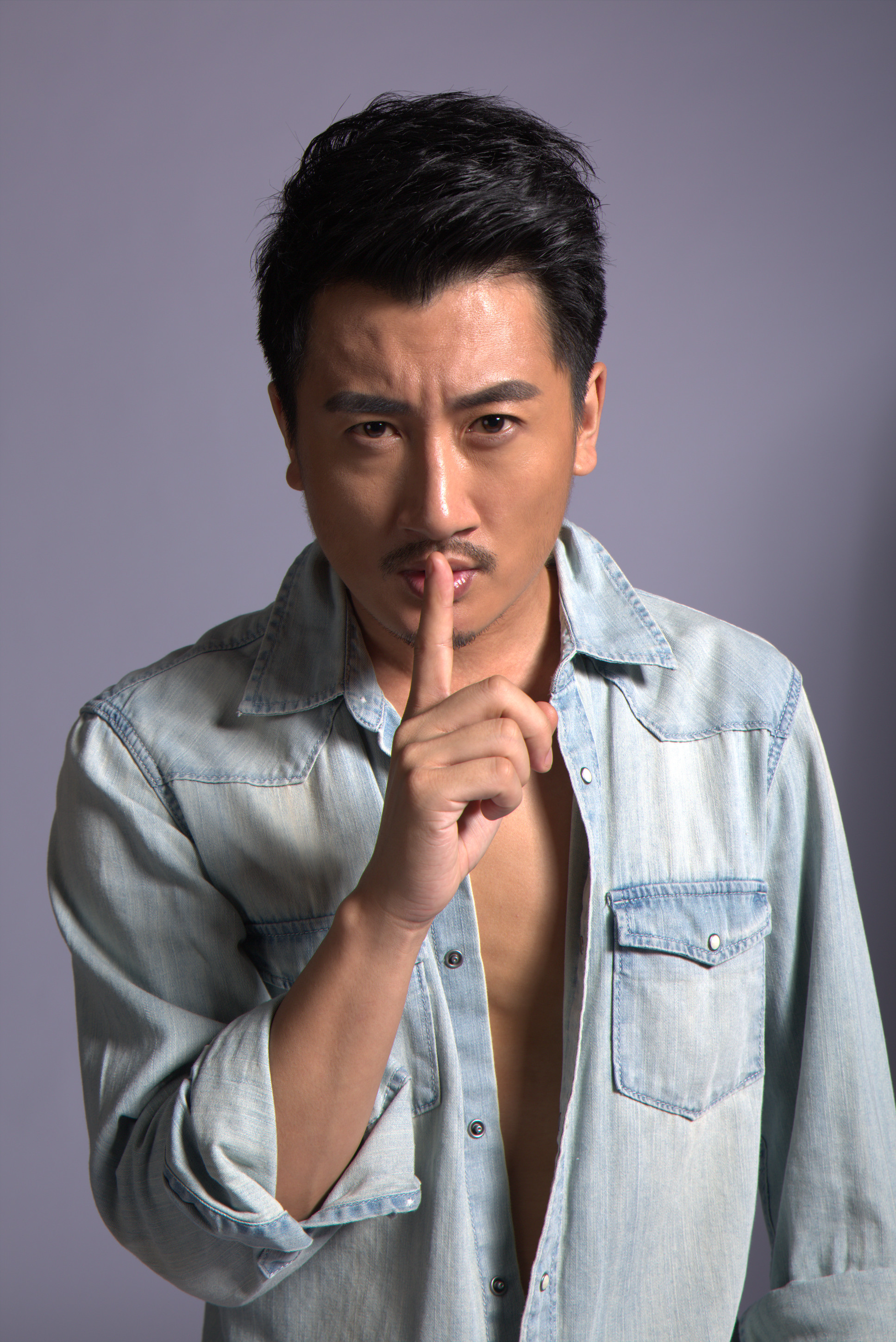  p>石天硕,1987年3月24日出生于黑龙江省黑河市北安市,中国内地影视男