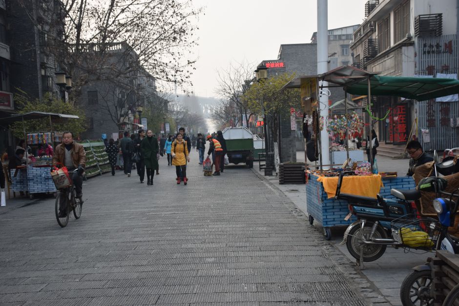  p data-id="gnxa3jl2bj">长沙司门口属于长沙市中心五一商圈地界范畴