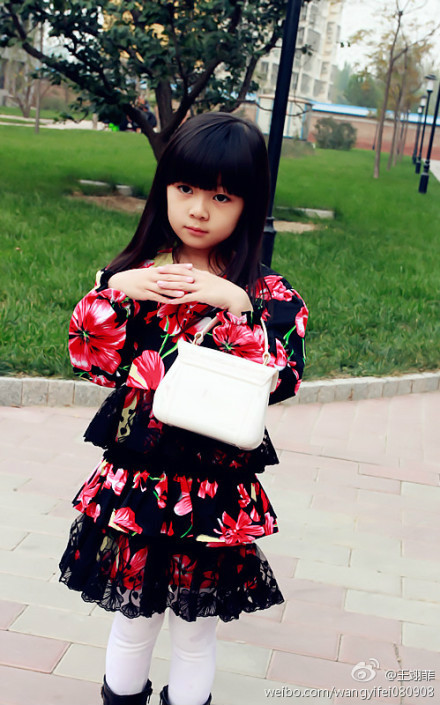  p>王翊菲(teresa),2008年9月8日出生,中国女演员.