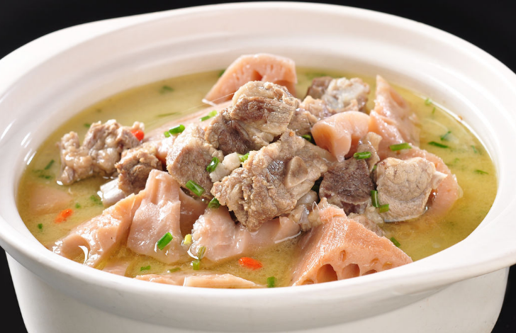  p>龙骨莲藕汤属于羹/汤,主要原料是 a target="_blank" href="/item