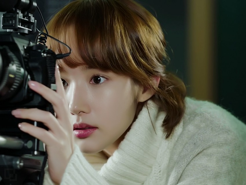 是2014年韩剧《 b> a target="_blank" href="/item/healer/15087901"