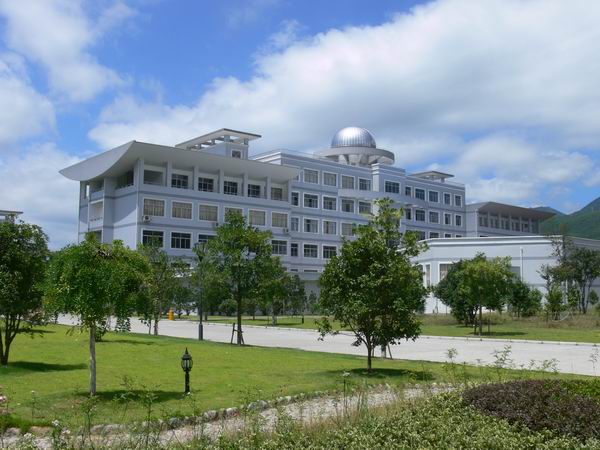 lemmaid="4387200">泰顺县第一中学 /a>,2009年12月更名)又称为泰一中