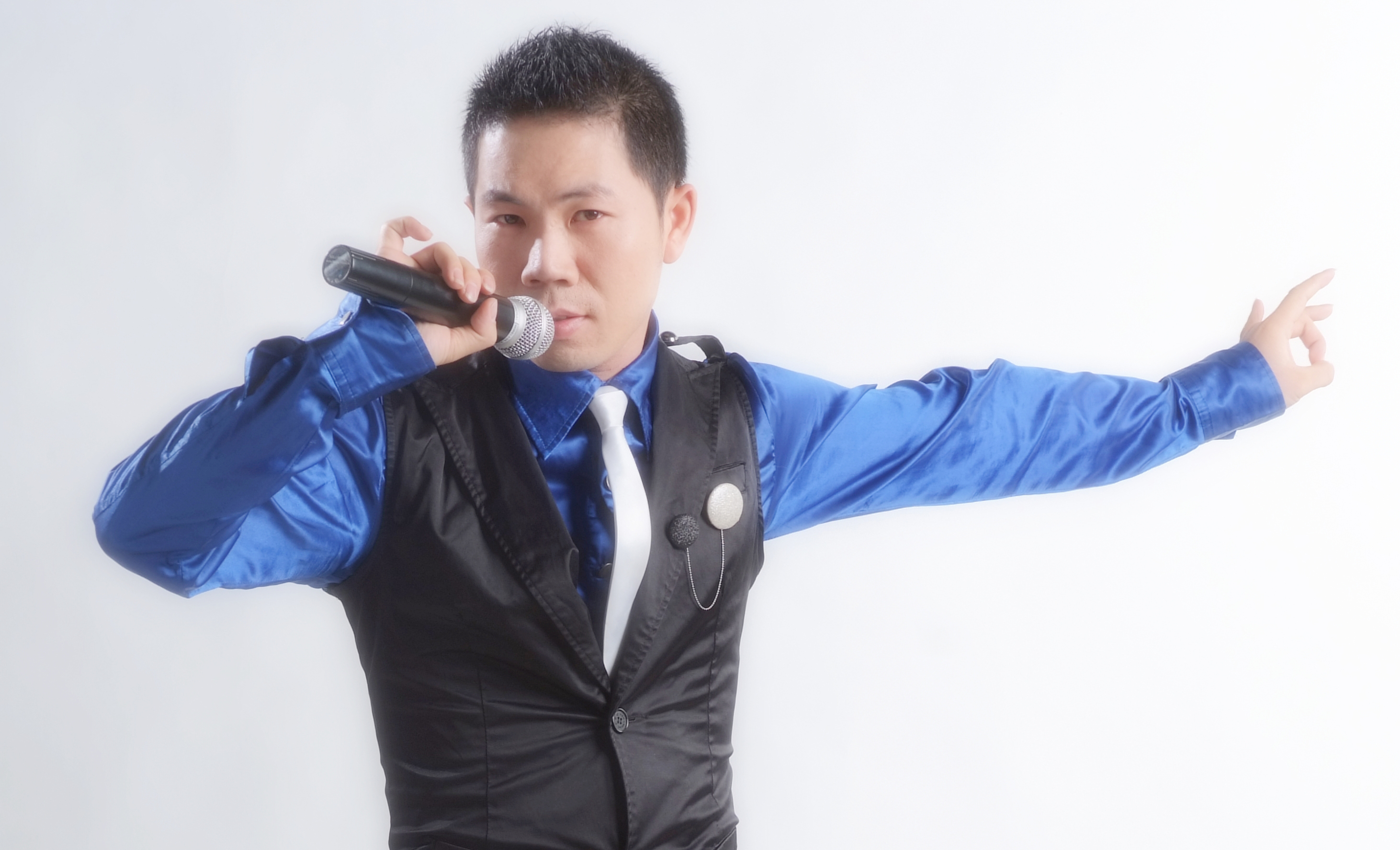 p data-id="gnwjgg9y3n">正云,1986年7月13日出生于湖北省 a target=