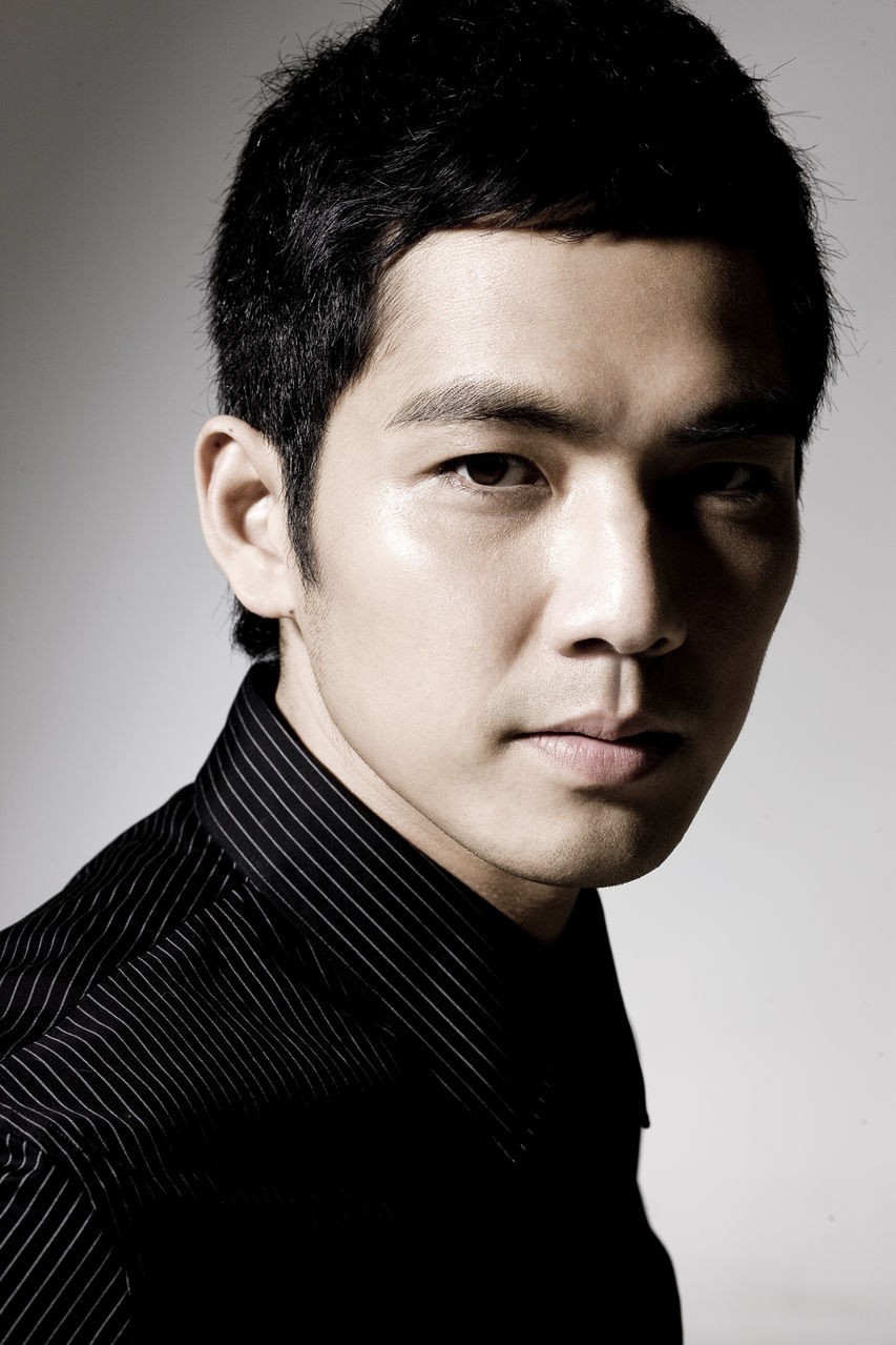  p>钟汉良(wallace chung),1974年11月30日出生于 a target="_blank"