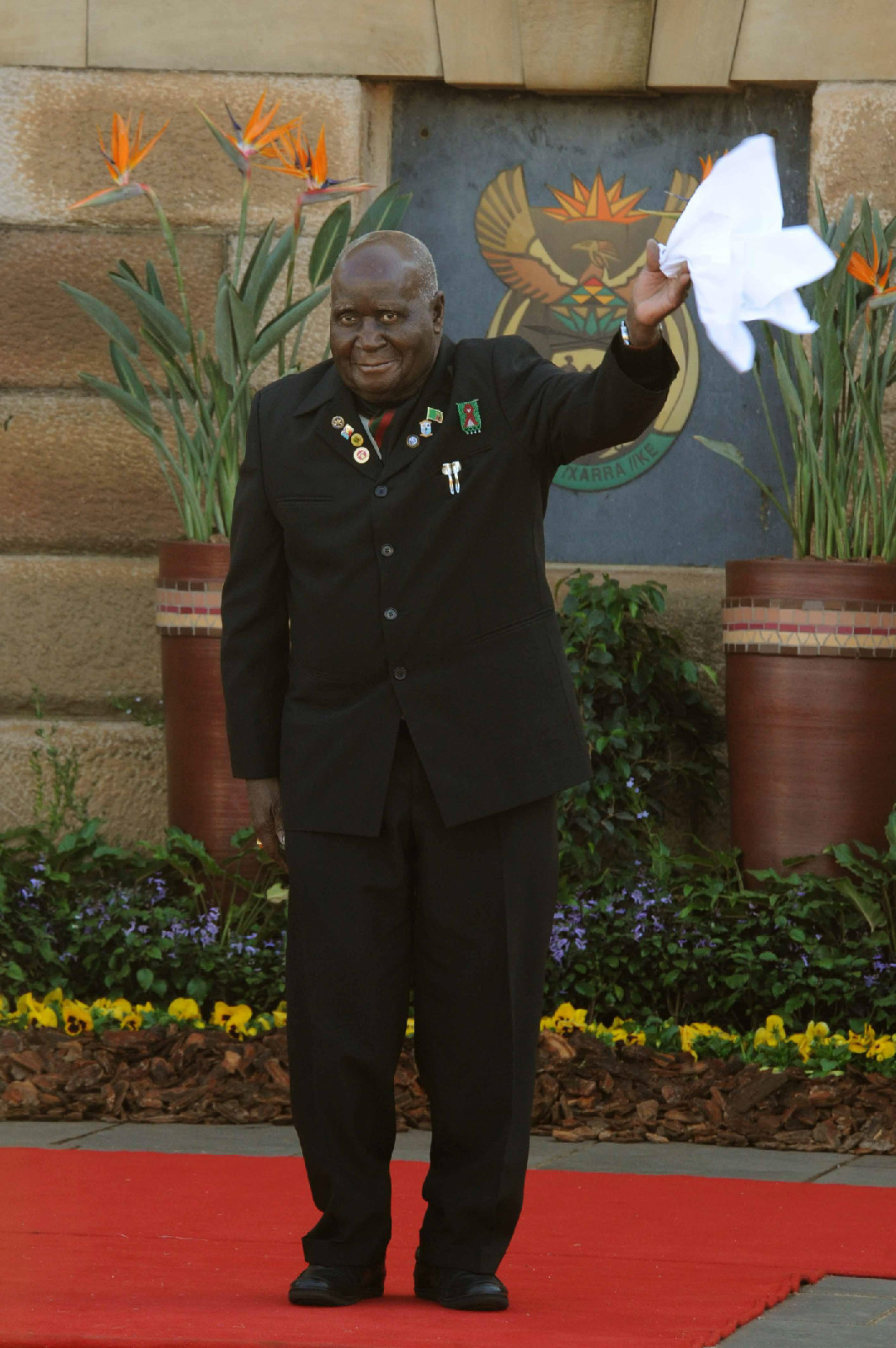 肯尼思·卡翁达