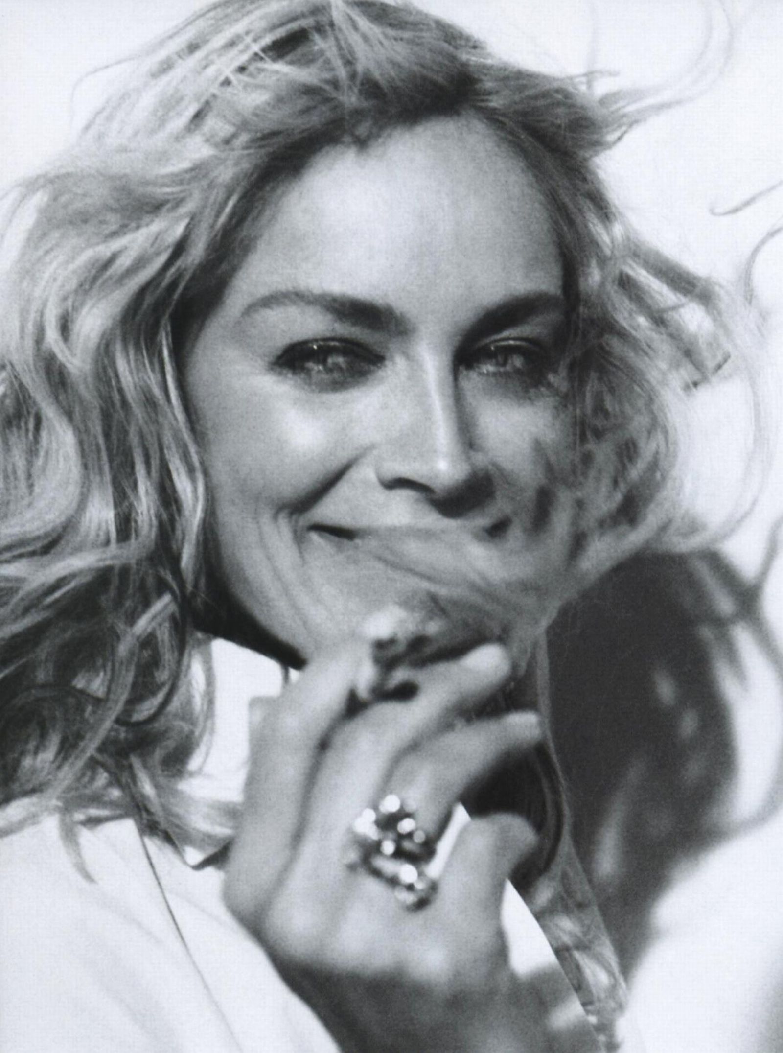  p>莎朗·斯通(sharon stone),1958年3月10日出生于美国 a target="