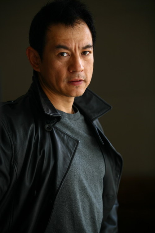  p>周浩东,1964年7月20日出生于重庆市,中国内地影视男演员,曌龙影业