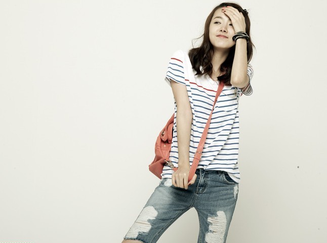  p>苏怡贤,1984年8月28日出生于韩国全罗北道全州市,韩国女演员,主持