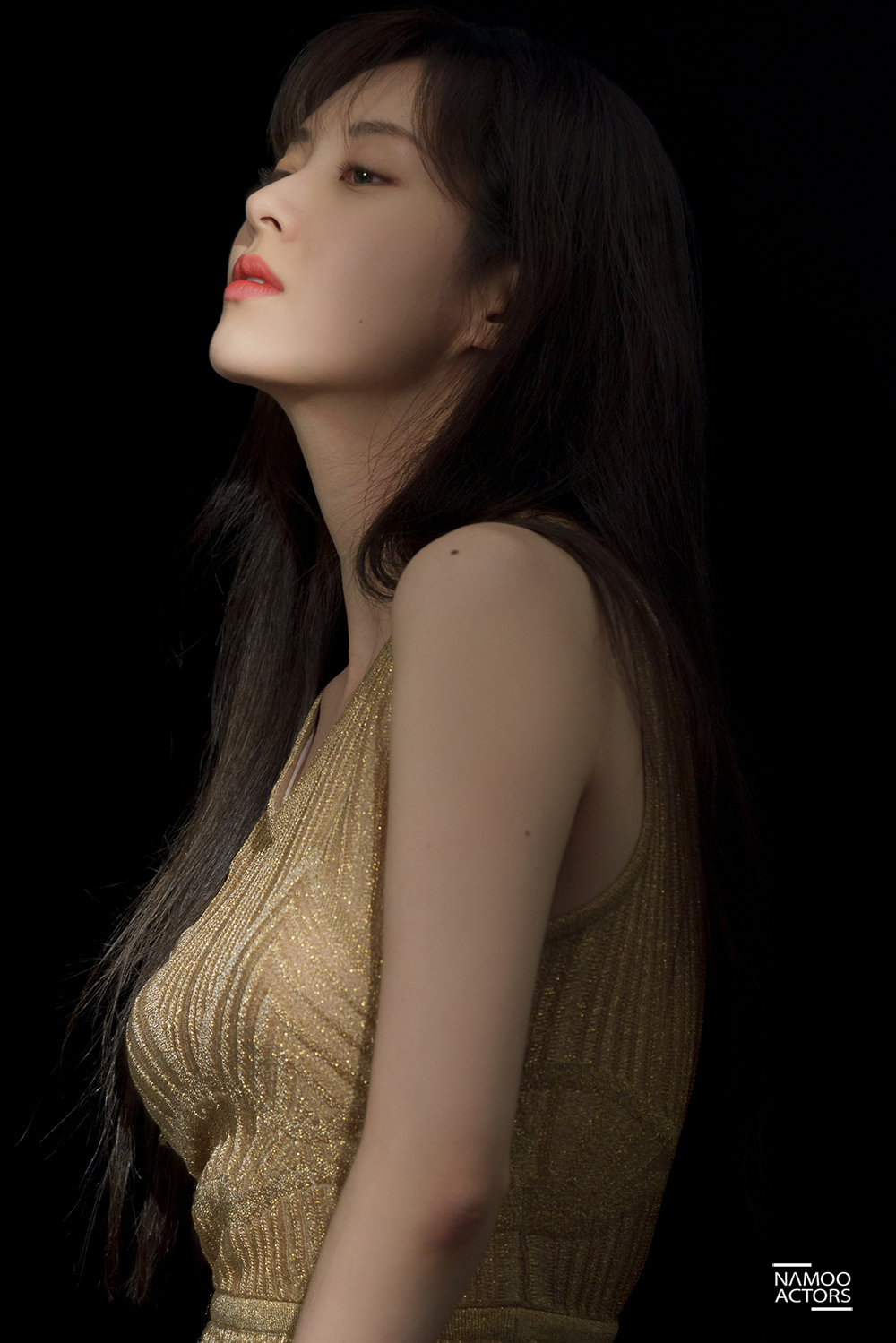 艺名徐贤(      /seo hyun),1991年6月28日出生于韩国首尔,韩国女歌手