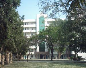  p> a target="_blank" href="/item/廉江市石岭中学/12588734" data