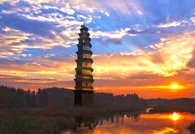 黄金塔,位于安徽省芜湖市 a target="_blank" href="/item/无为市