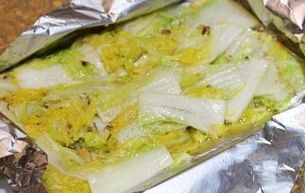  p>锡纸烤白菜是 a href="#" data-lemmaid="14842">白菜 /a>适量为主