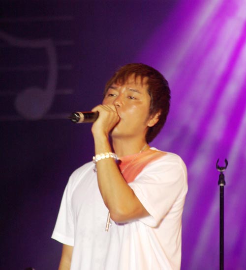  p> a target="_blank" href="/item/余永邦">余永邦 /a>(shawn)