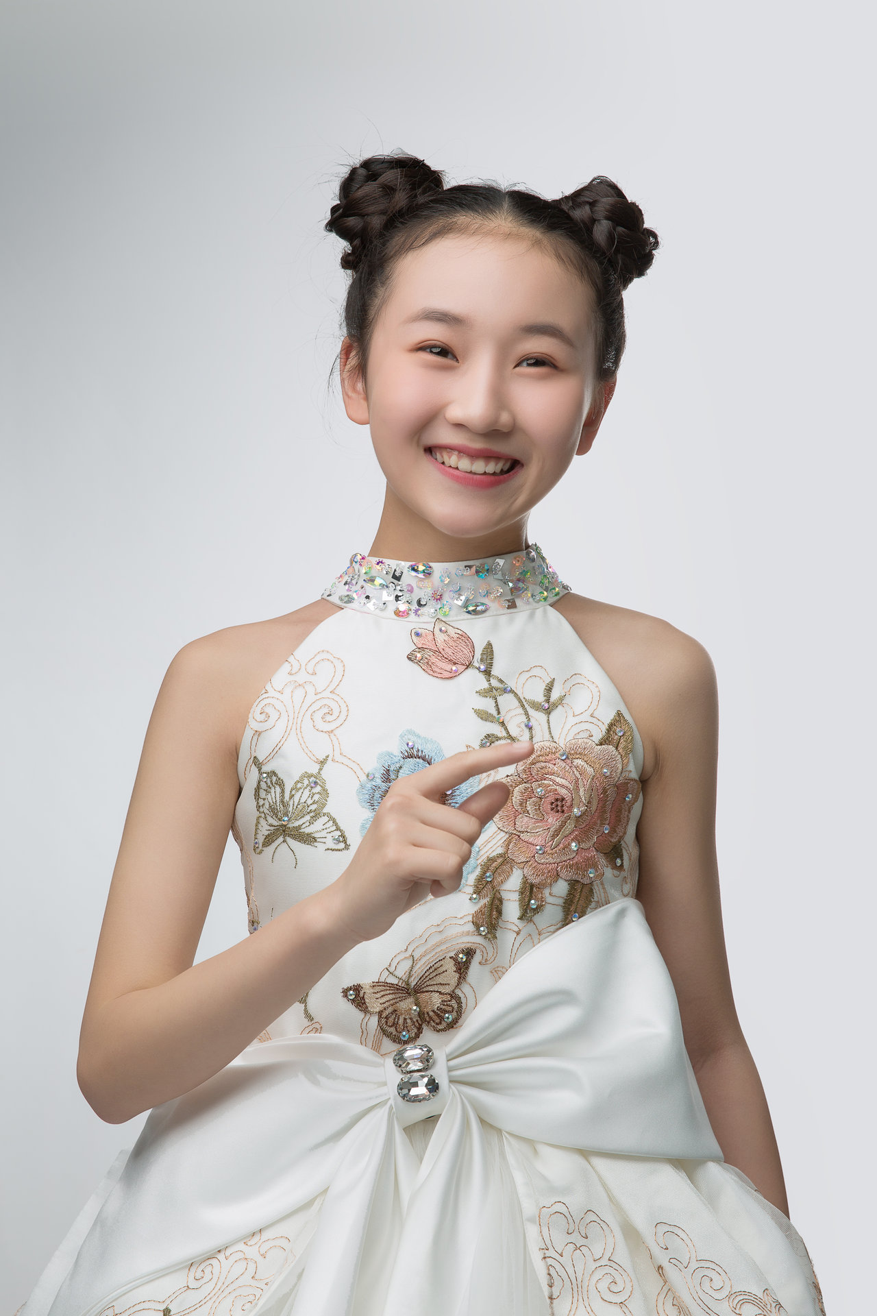  p data-id="gnzn4azkxi">王可儿,女,演员,回族,2006年6月20日出生于 