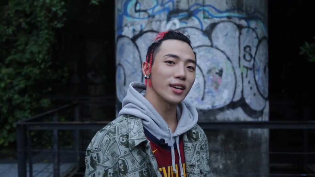  p>  zi,本名陈奕凡,1997年3月27日出生于台湾省,中国台湾说唱男歌手.