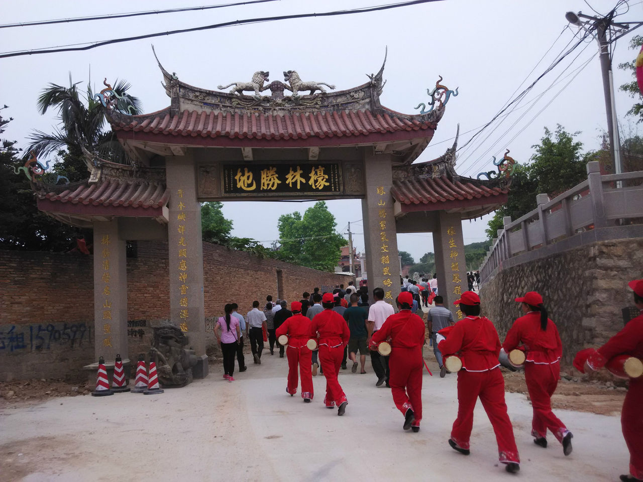 檺林庙,又称三王府),位于 a target="_blank" href="/item/洪濑镇