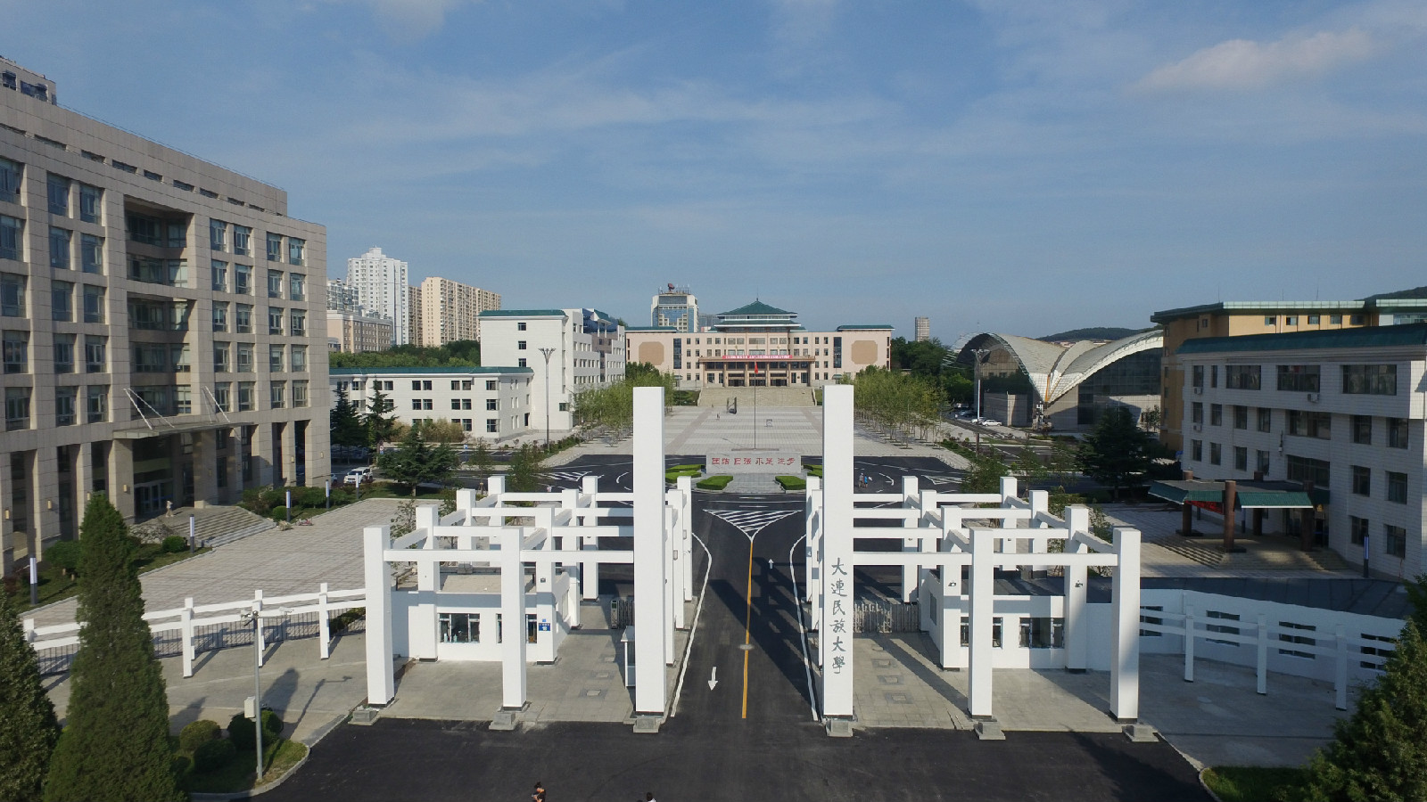  p>大连民族大学(dalian minzu university)位于辽宁省大连市金州区