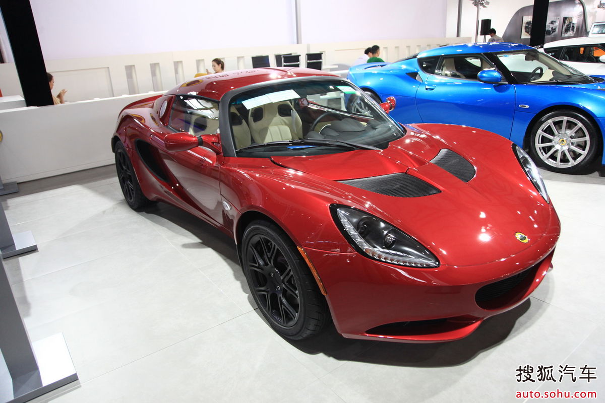  p>路特斯(lotus cars,曾被译为"莲花汽车")是世界著名的跑车与赛车
