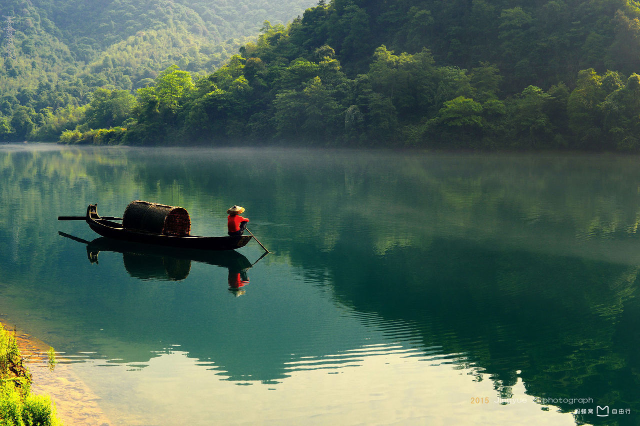  p>东江湖位于湖南省郴州市东北部的 a target="