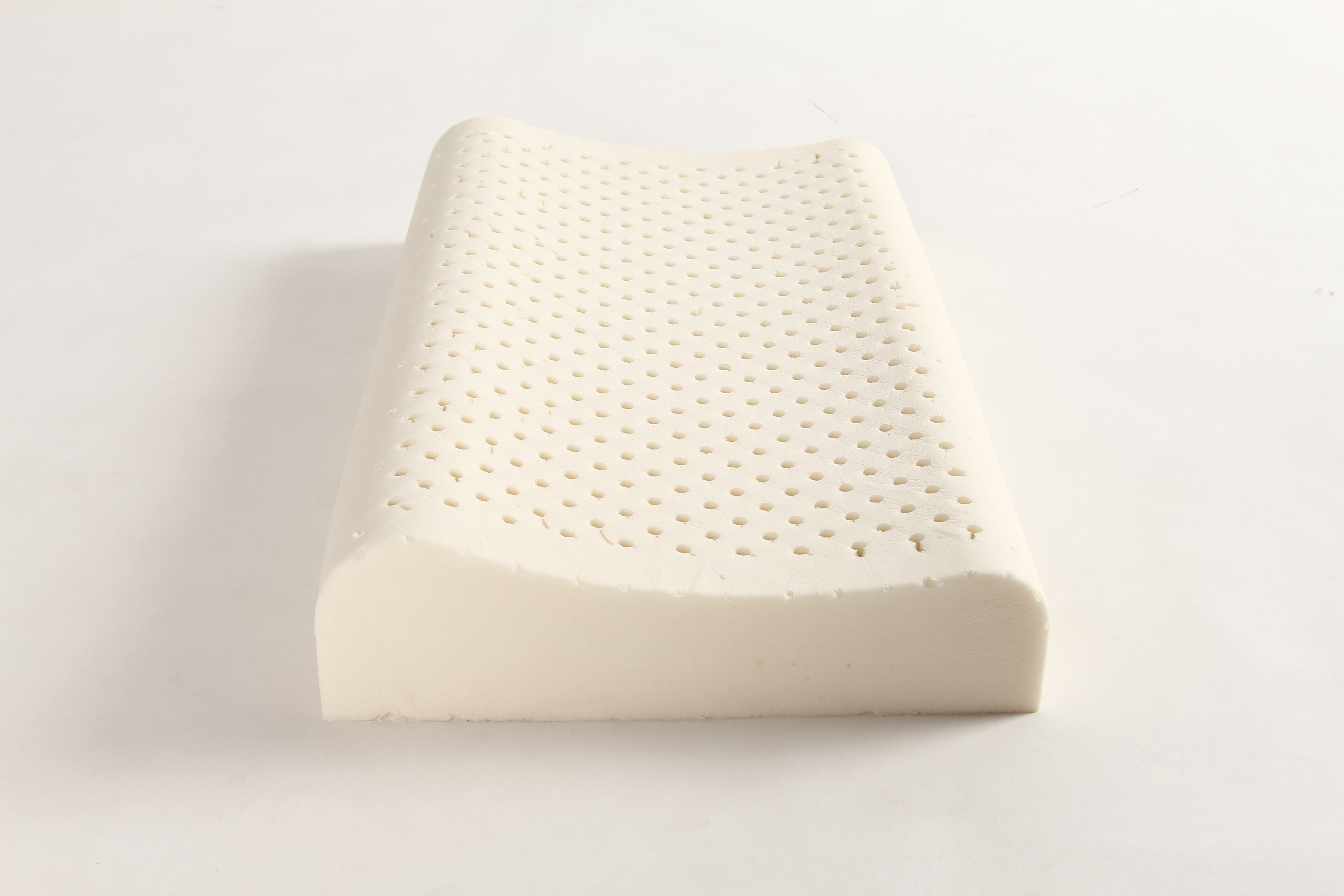  p>乳胶枕由 a target="_blank" href="/item/橡胶树/742959" data