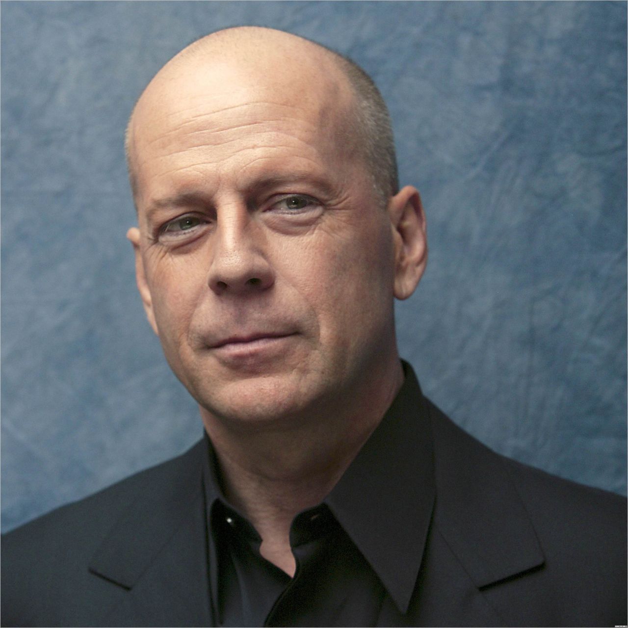  p>布鲁斯·威利斯(bruce willis),1955年3月19日生于西德,美国演员