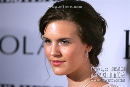  p>玛姬·格蕾斯 i>(margaret grace) /i>,1983年9月21日出生于美国