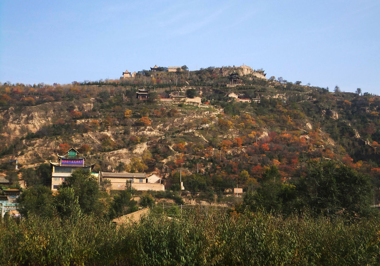 原州/1687872" data-lemmaid="1687872">原州 /a>东岳山,固原东岳山