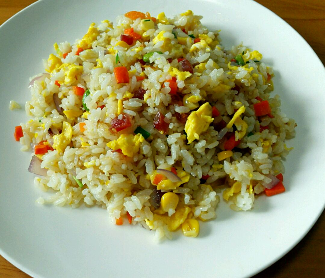 七彩糯米炒饭