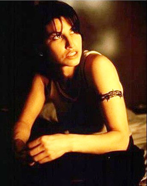  p>吉娜·格申 i>(gina gershon) /i>,1962年06月10日出生于美国加州