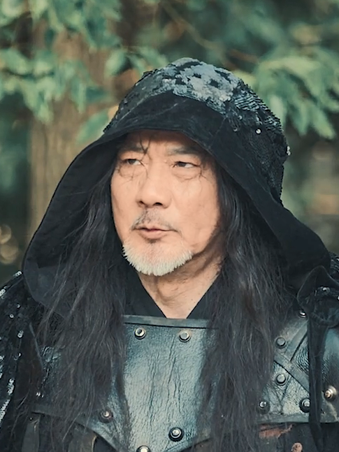 男,动作玄幻电影《 a target="_blank" href="/item/伏魔录/53626690"