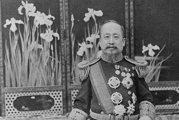  p> b>李熙 /b>(1852年—1919年),即 b>朝鲜高宗 /b>(             )