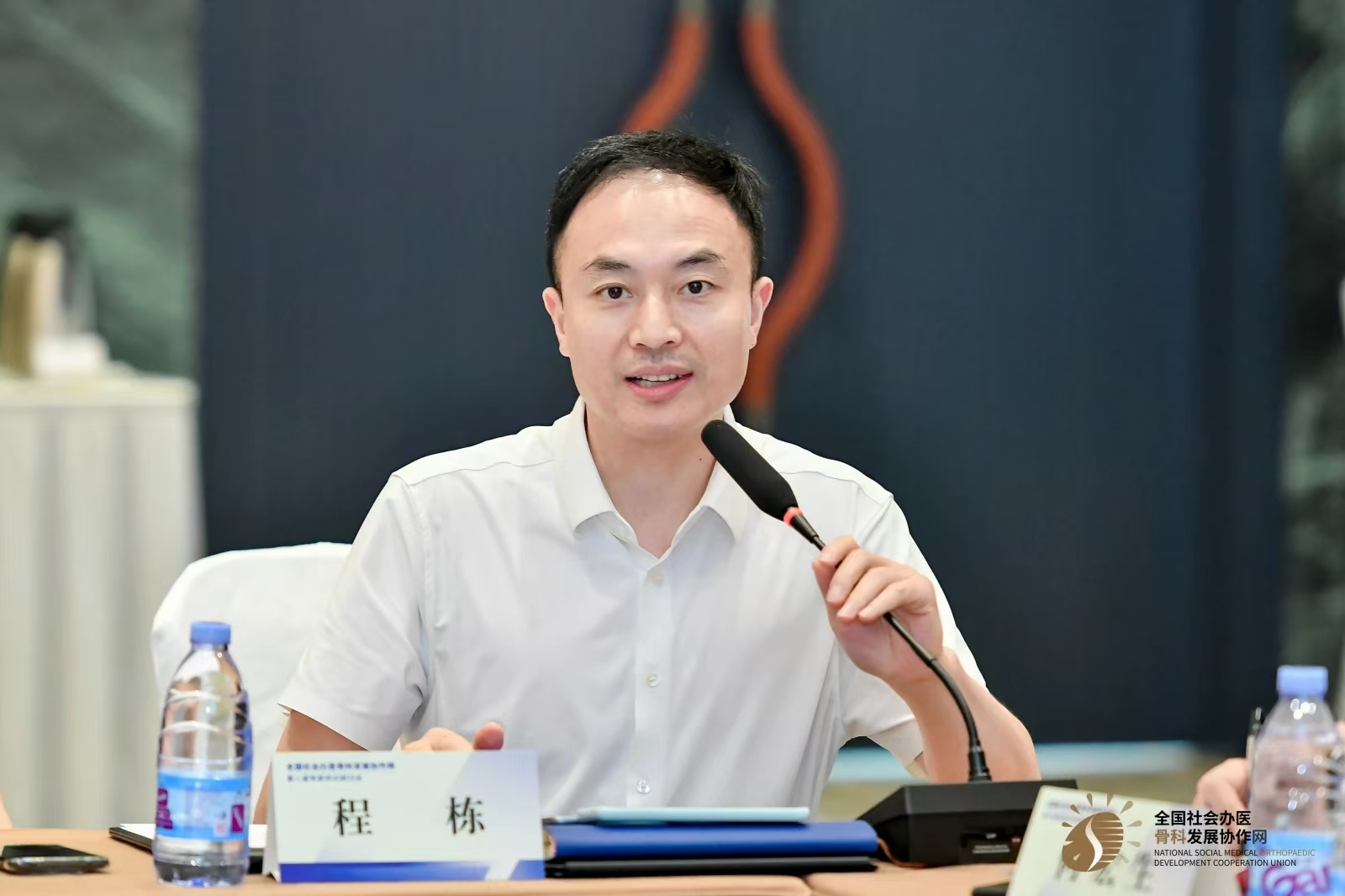  p data-id="2j2skfymukj">程栋是江西上饶广丰县洋口镇壶村人,父母都