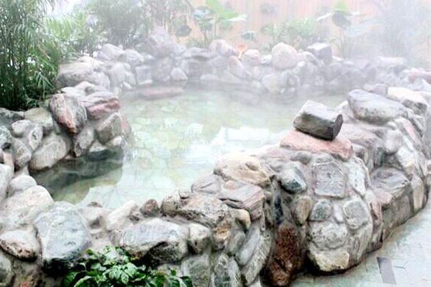 雁鸣湖恐龙谷凌云温泉