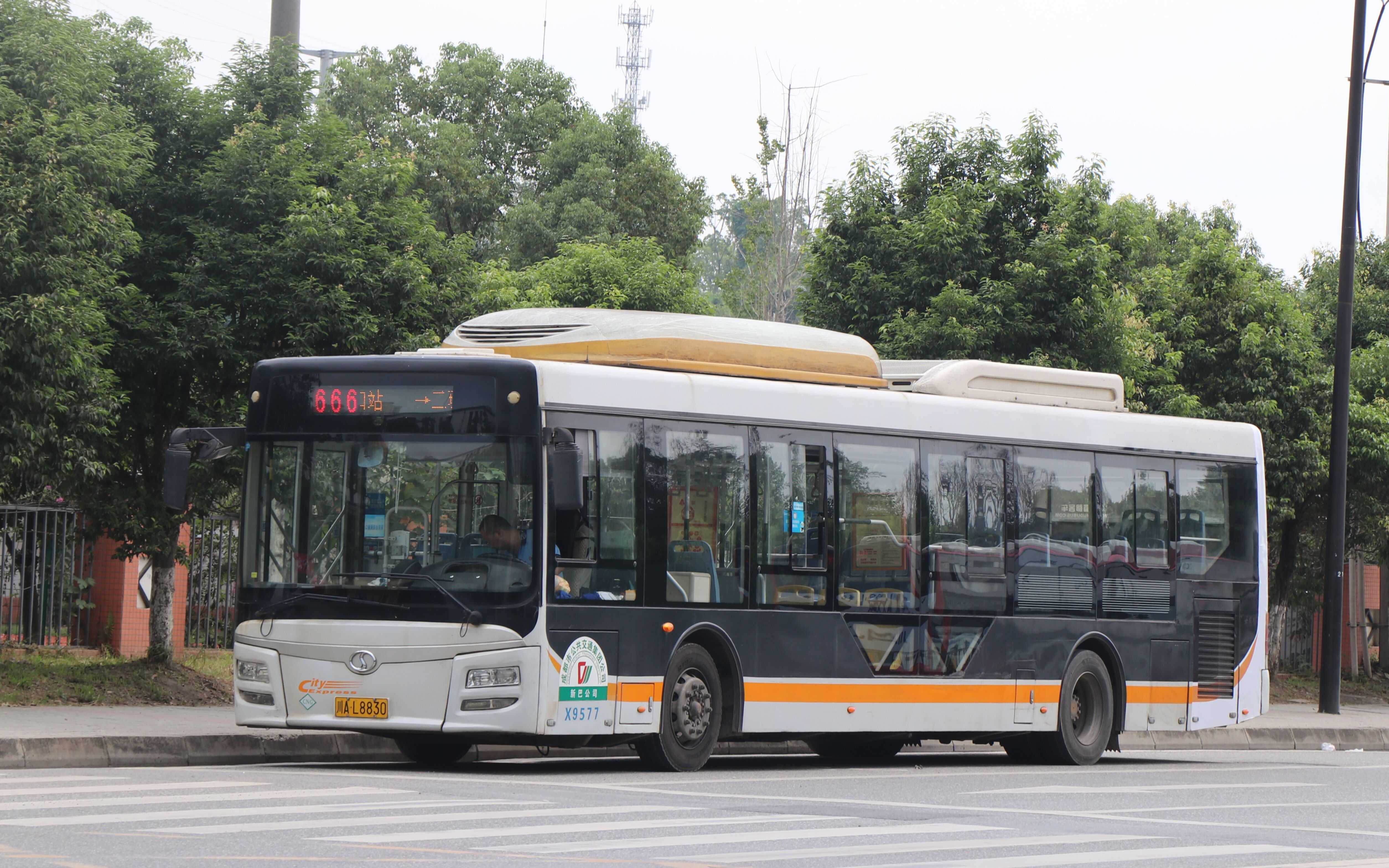 成都公交666路