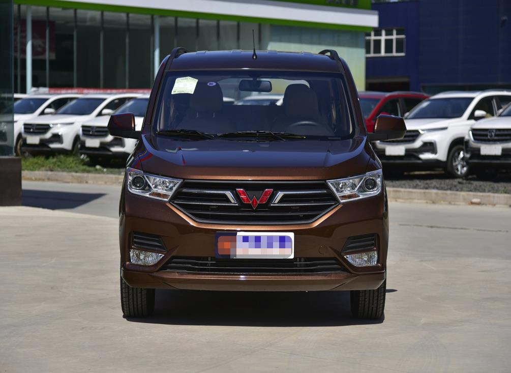 五菱宏光V这款车好吗？它各方面表现优异吗？_百科TA说