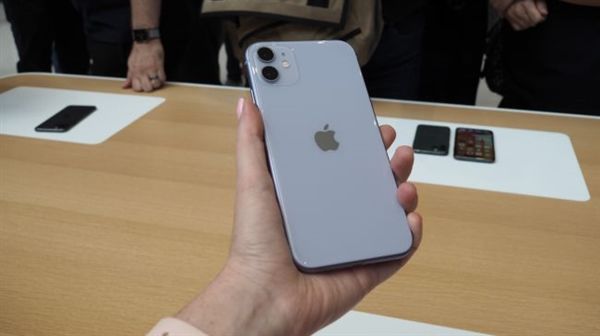 外媒：iPhone 11系列搭载英特尔基带 型号可能是XMM 7660_百科TA说