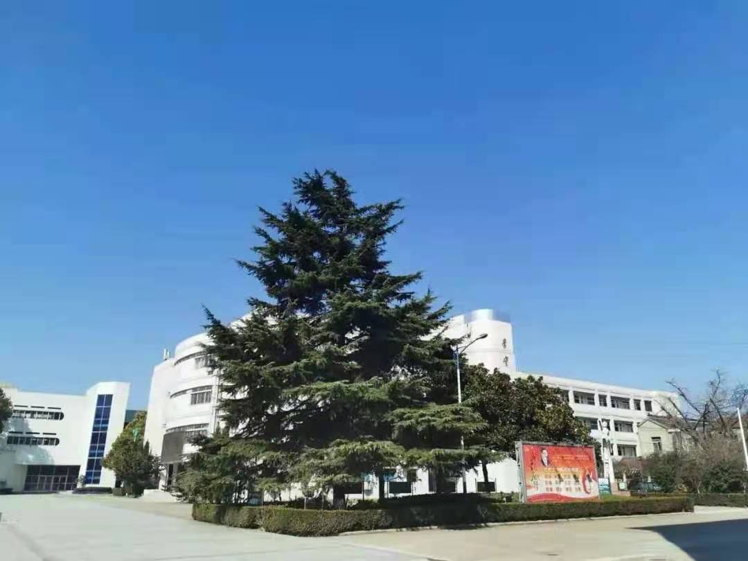  p>江苏省石庄高级中学,位于江苏省 a target="_blank" href="/item