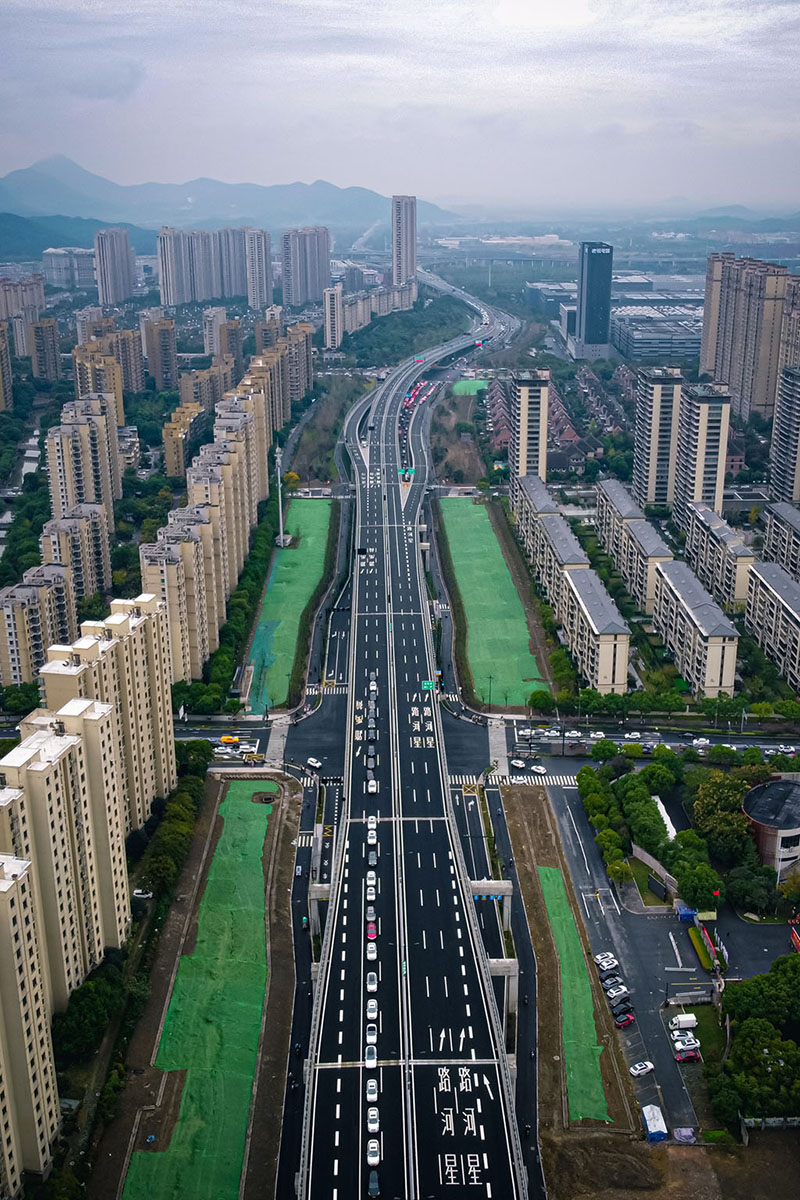  p>秋石高架路(qiushi eleveted expressway)是中国浙江省杭州市境内