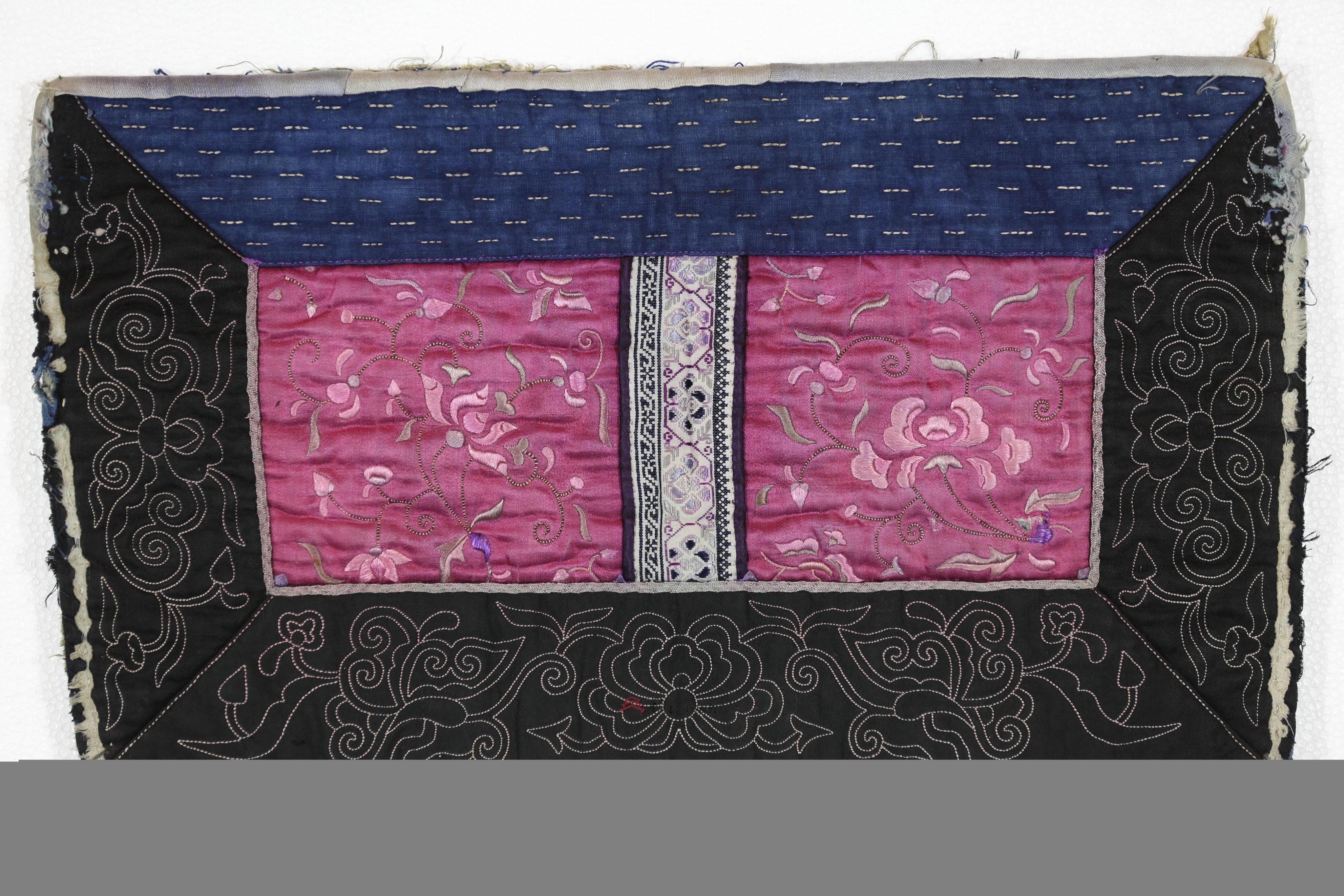 当代安顺镇宁苗族石榴花纹破线绣背扇绣片