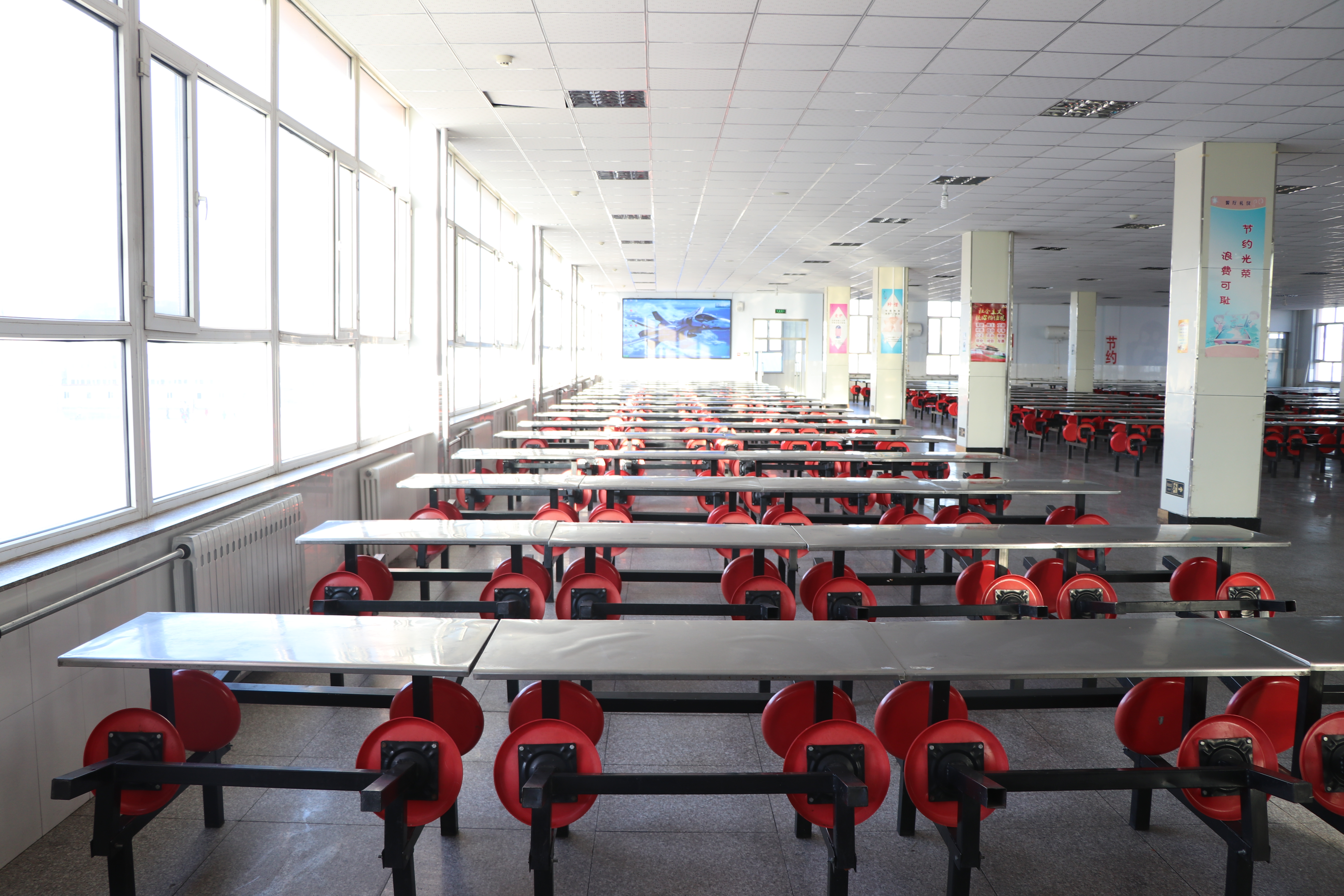 多伦县第四中学