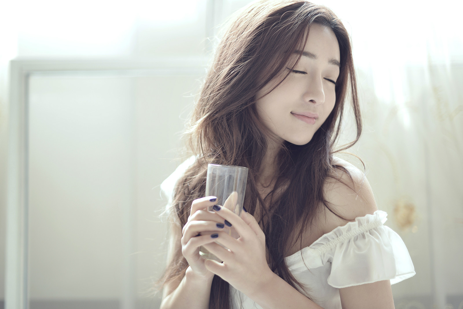  p>何彦霓,7月5日出生于浙江省衢州市,中国内地影视女演员,毕业于 a