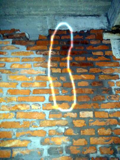  p data-id="gnvjl6xwx1">通缝是指砌体中,上,下相邻砌层竖缝连通在一