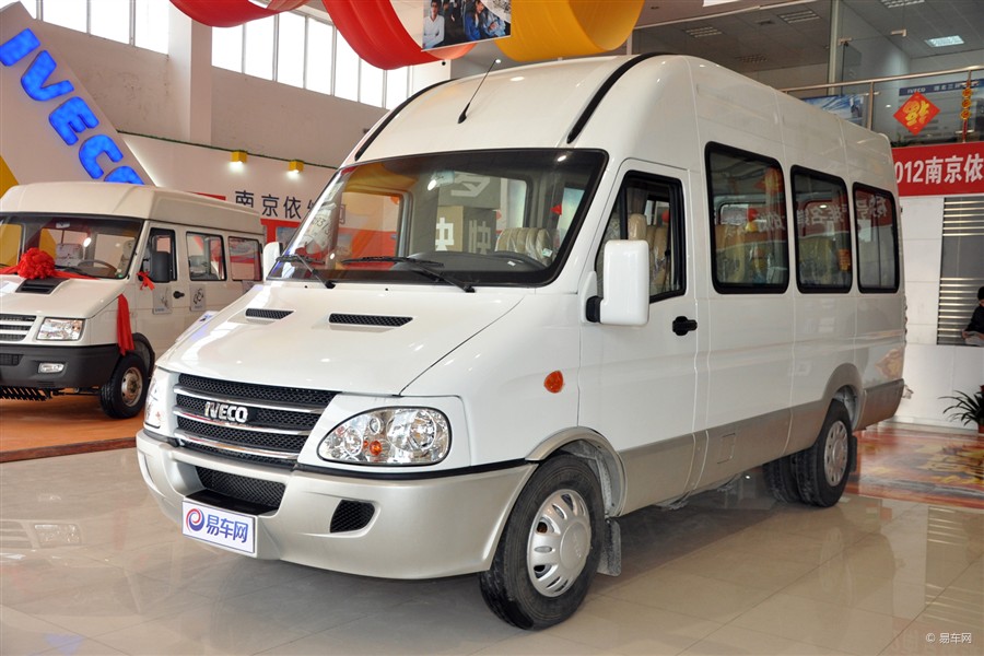  p>依维柯宝迪是南京依维柯轻客阵营的新兵,它主要为中小企业用户量身