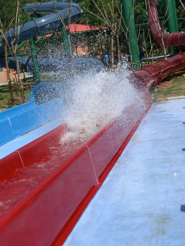 南京欢乐水魔方乐园