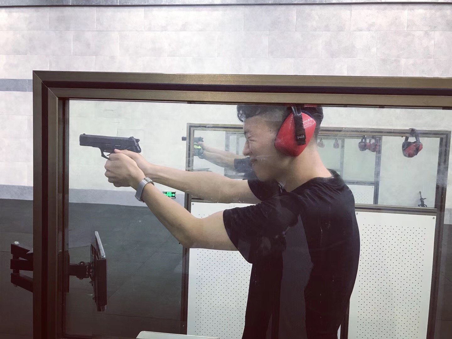  p>于喜山,男,90后,2014年毕业于 a target="_blank" href="/item